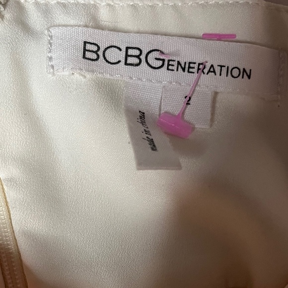 BCBGeneration Peach Pink Pleated Chiffon Maxi Formal Gown sz 2 | Empire Waist - Picture 3 of 16